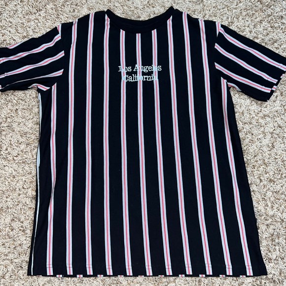 T-shirt men’s various artists small black gray and red - Picture 1 of 1